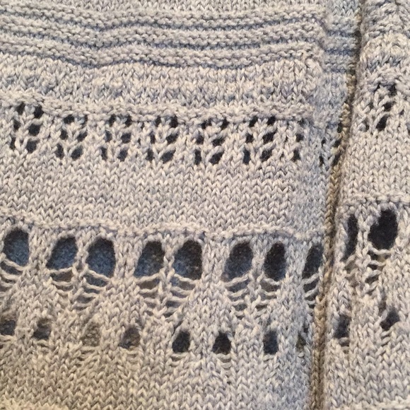 2 for $10 - Hollister Cropped Sweater - Picture 4 of 7